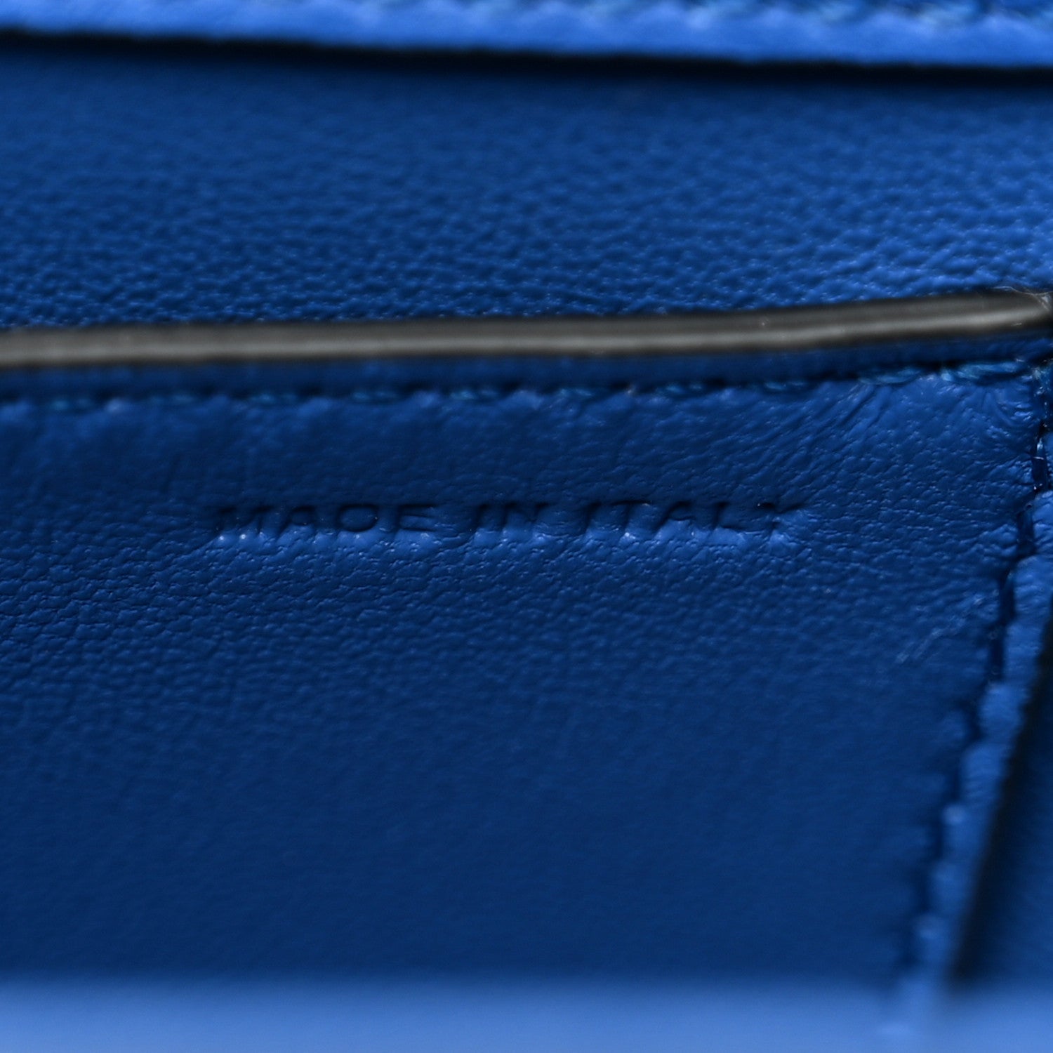 Calfskin Vlogo Loco Shoulder Bag Riverside Blue