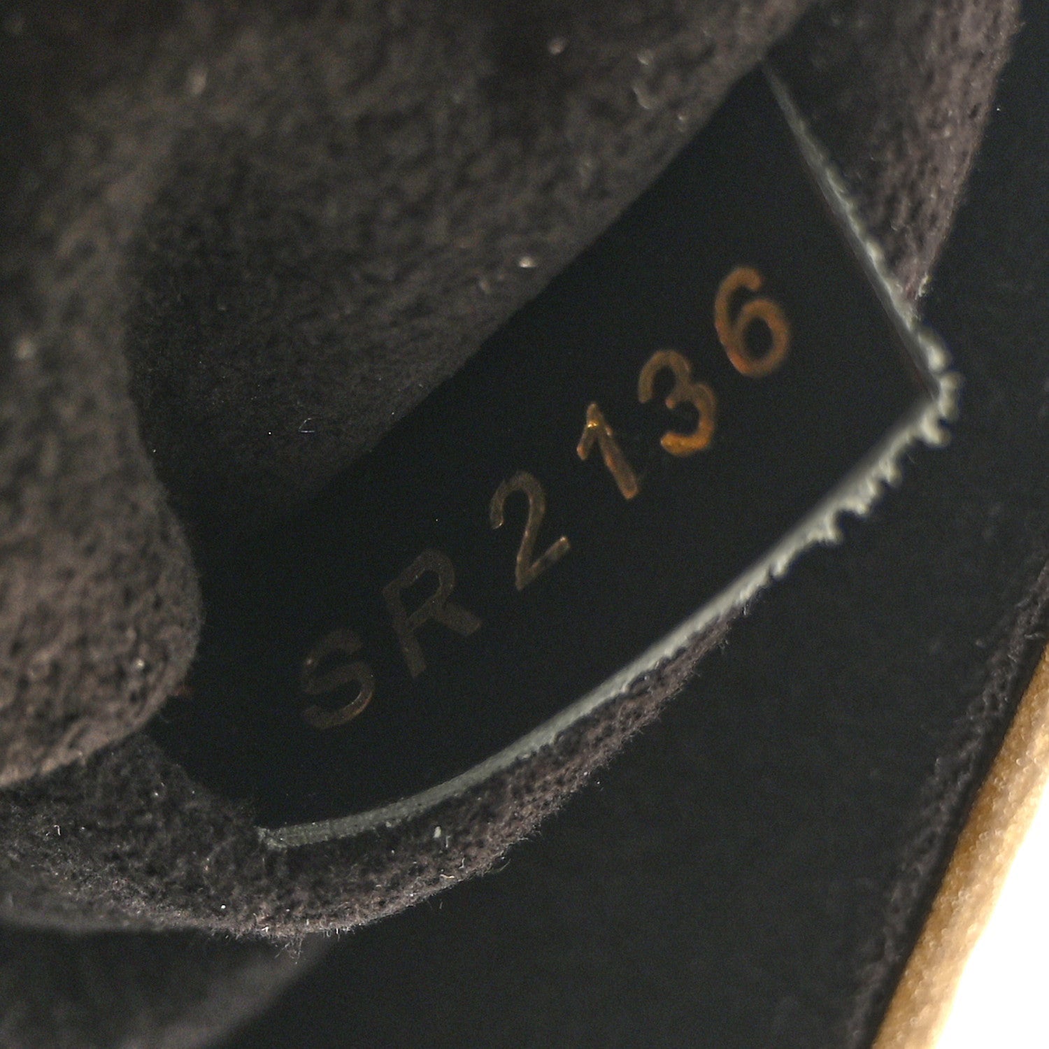 Epi Twist Shoulder Bag PM Gold