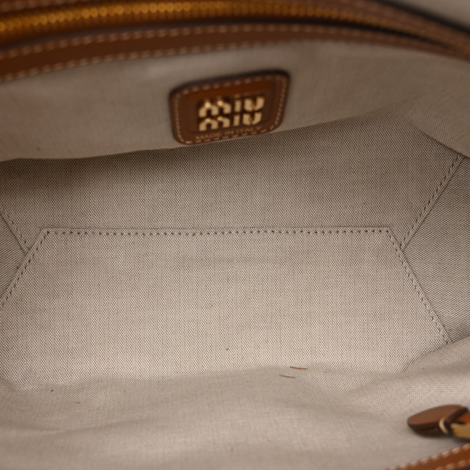 Soft Calf Softy Small Ivy Tote Bag Caramel