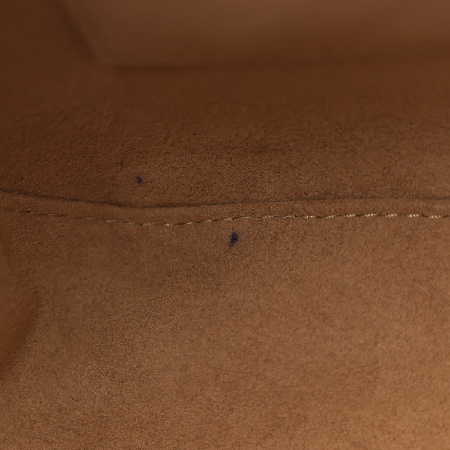 Monogram Boite Chapeau Souple MM