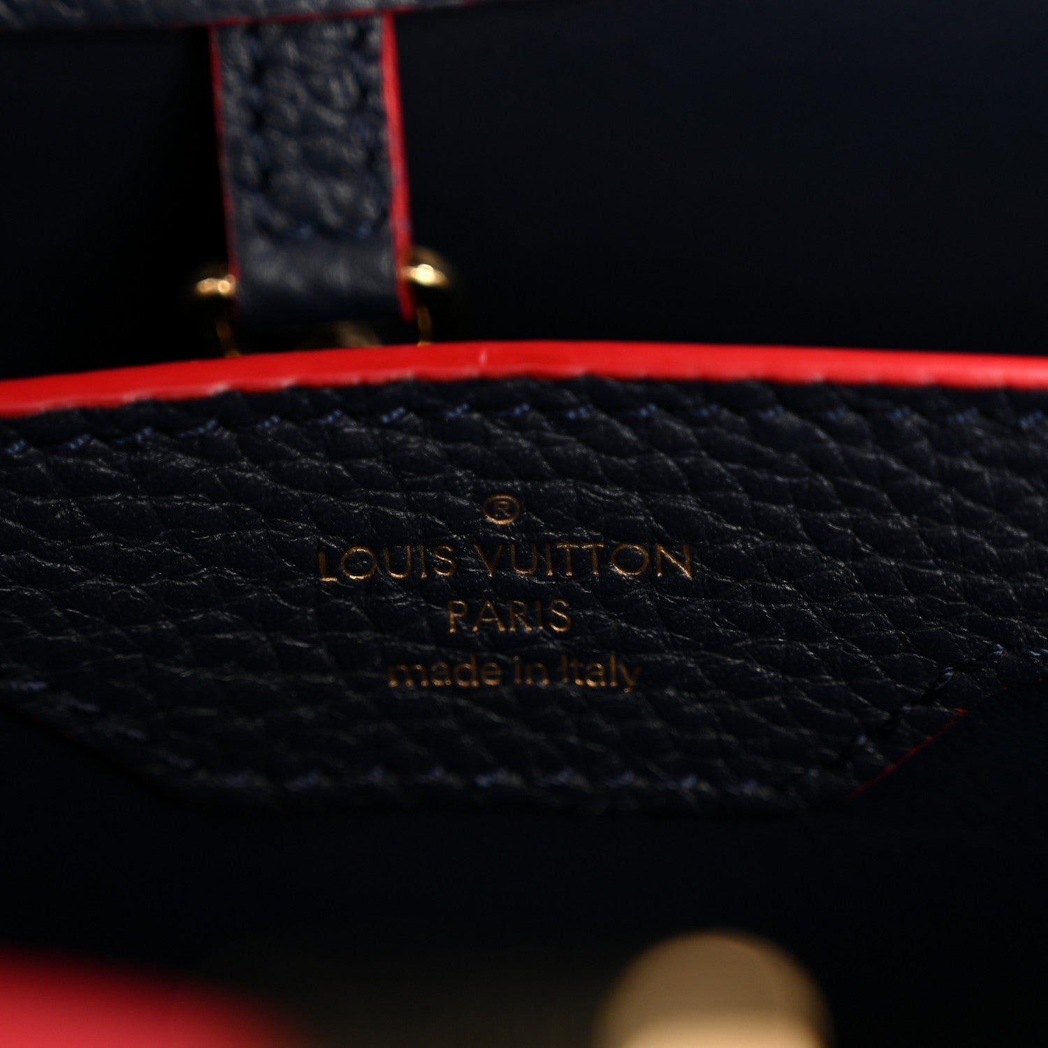 Taurillon Capucines PM Marine Rouge