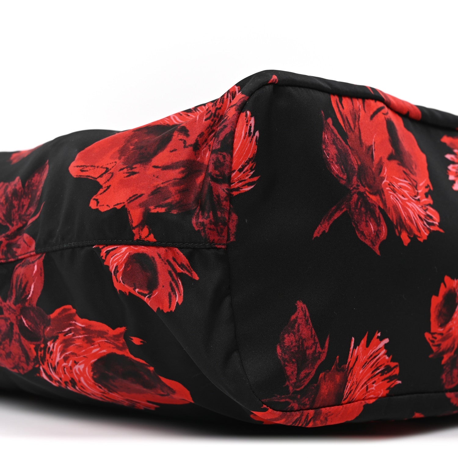 Tessuto Nylon Saffiano Rose Print Tote Black Rosso