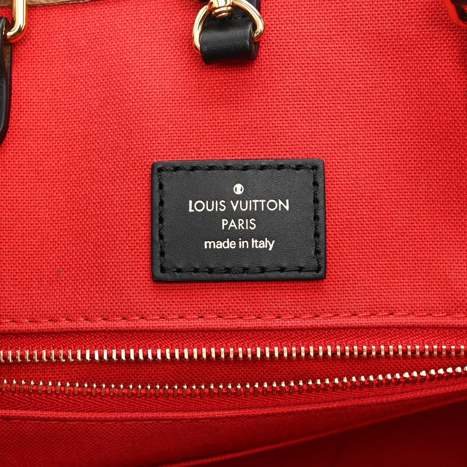 Reverse Monogram Giant Onthego MM