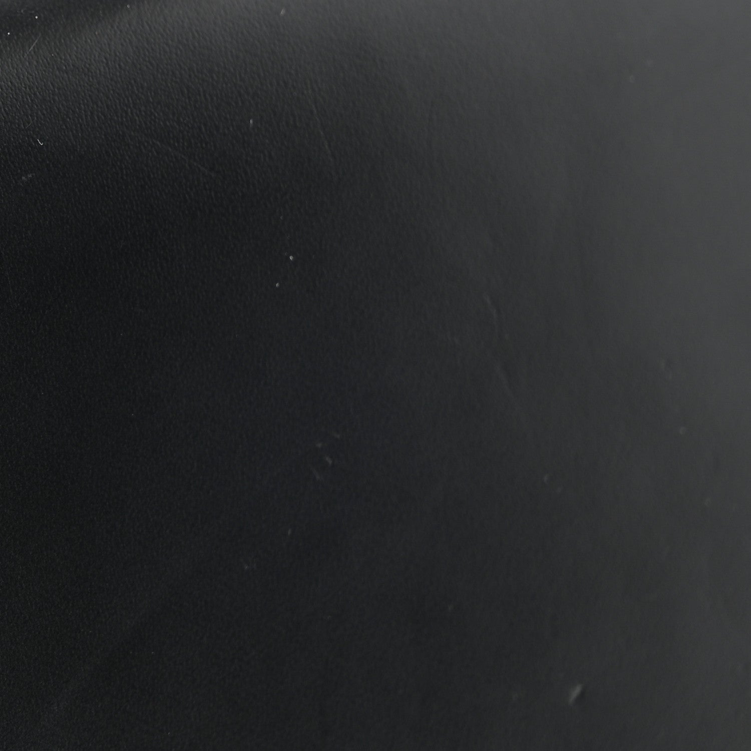 Epi Madeleine GM Black