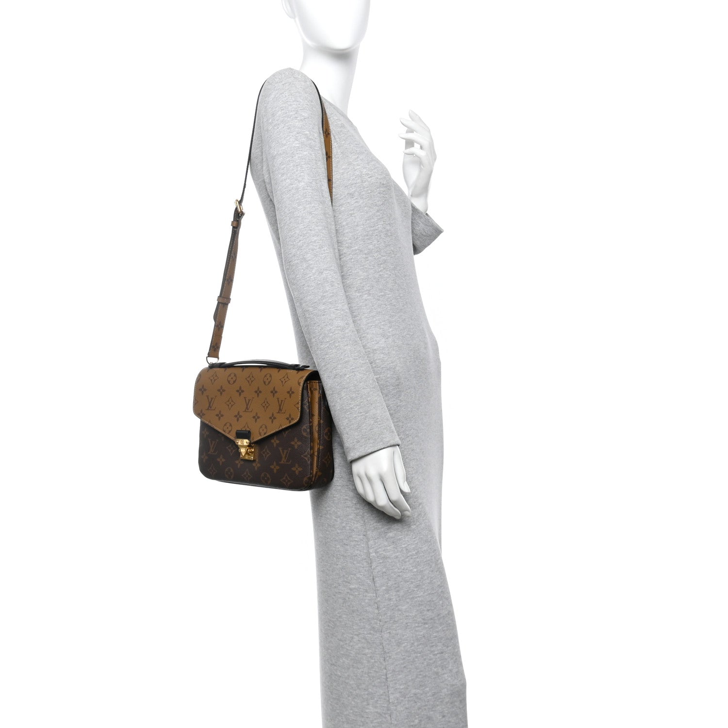 Reverse Monogram Pochette Metis