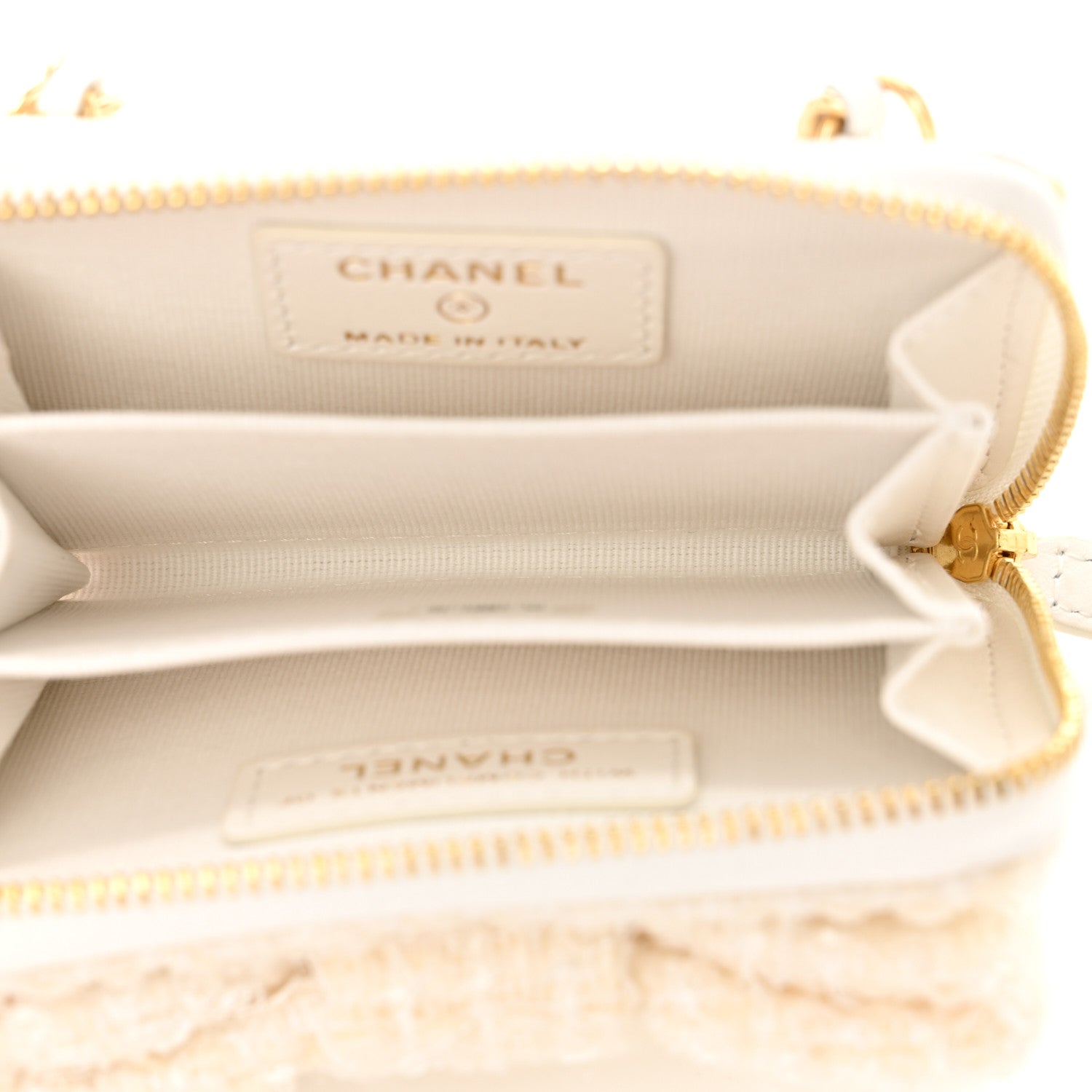 Tweed Quilted Bow Flap Card Holder On Chain White