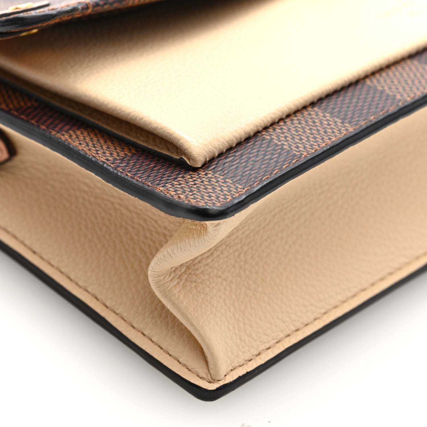 Damier Ebene Vavin Chain Wallet Creme