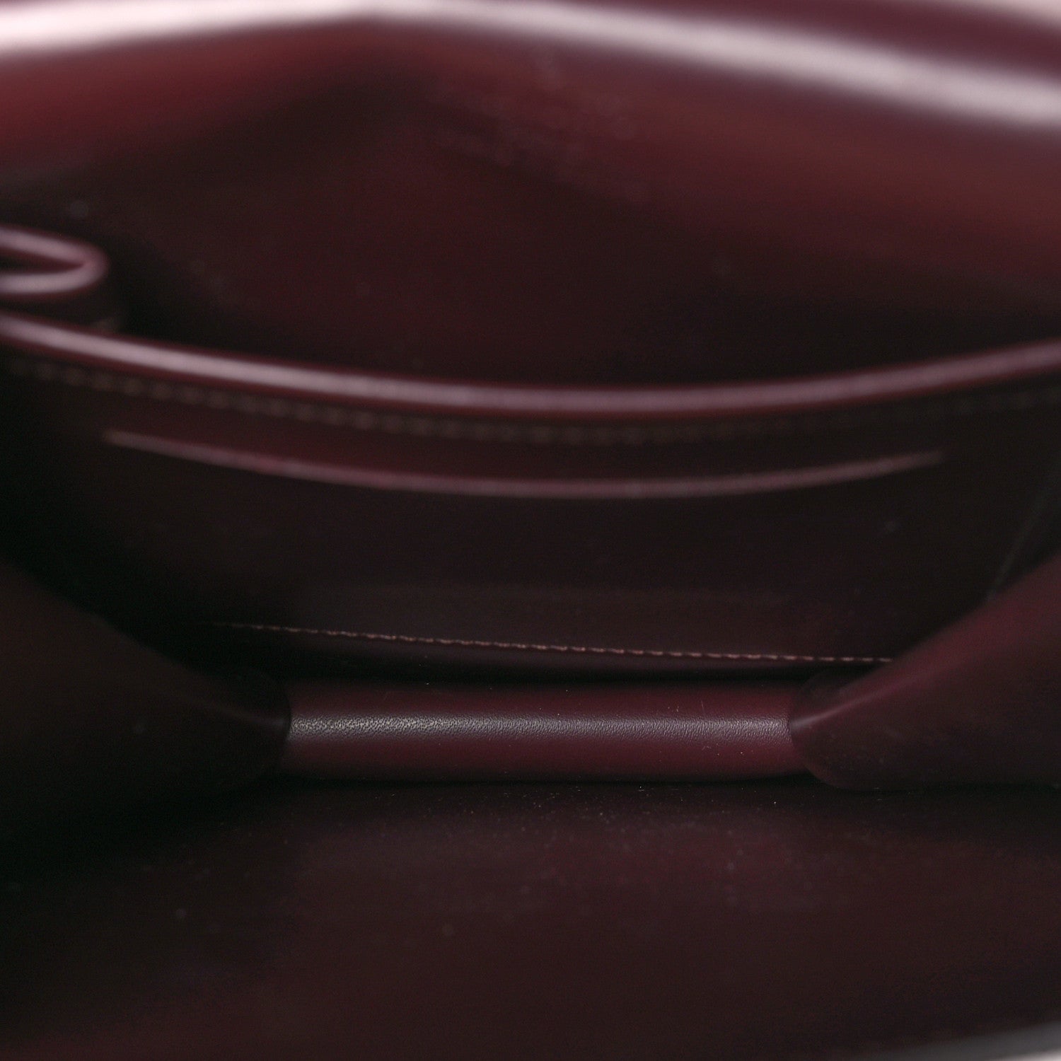 Damier Vernis Club Bag Carmine