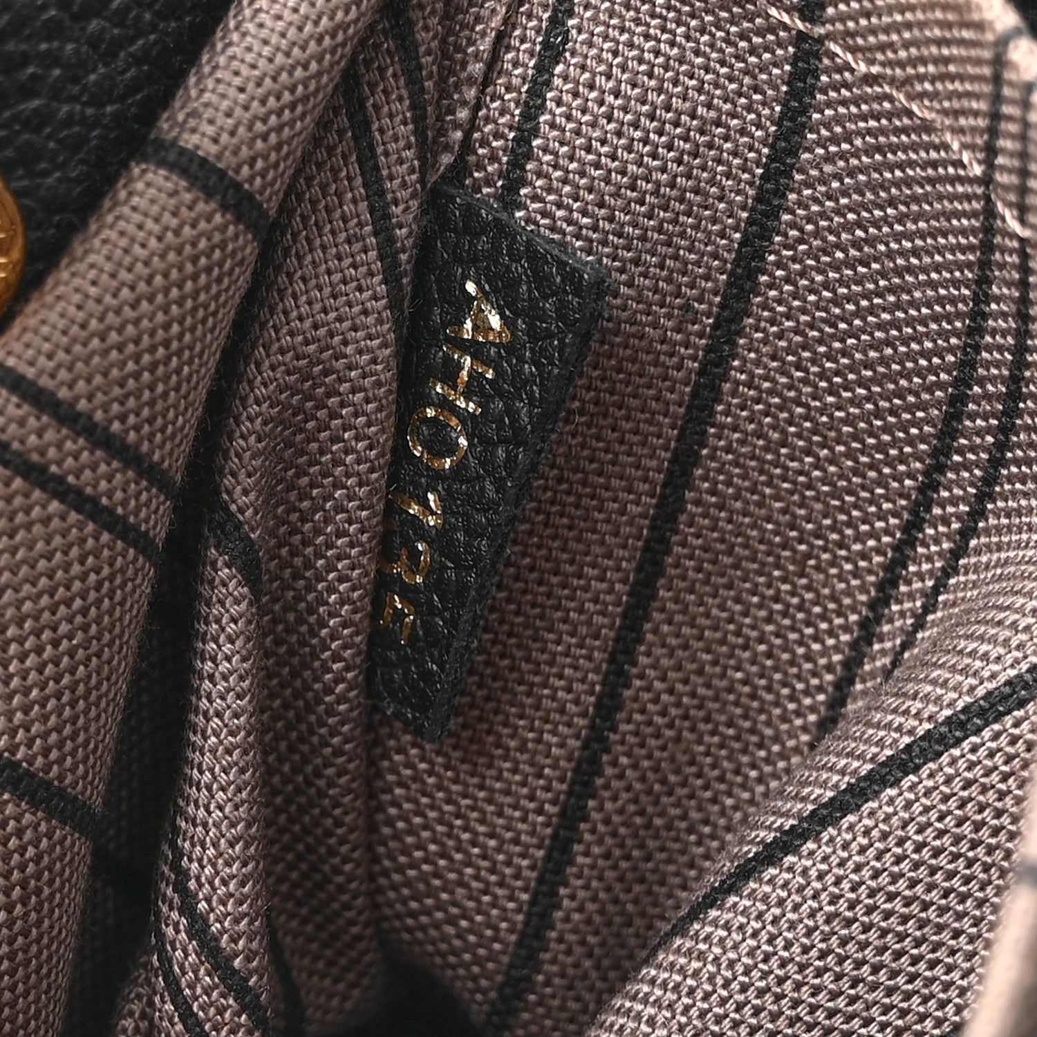 Empreinte Montaigne BB Black