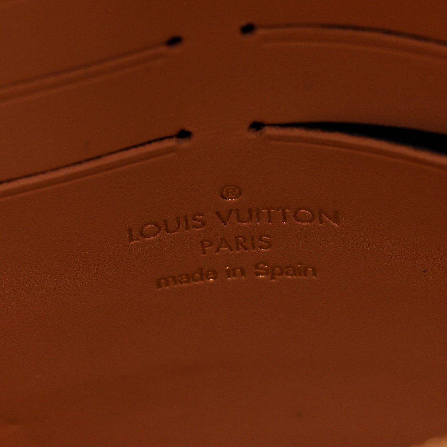 Damier Ebene Vavin Chain Wallet Creme