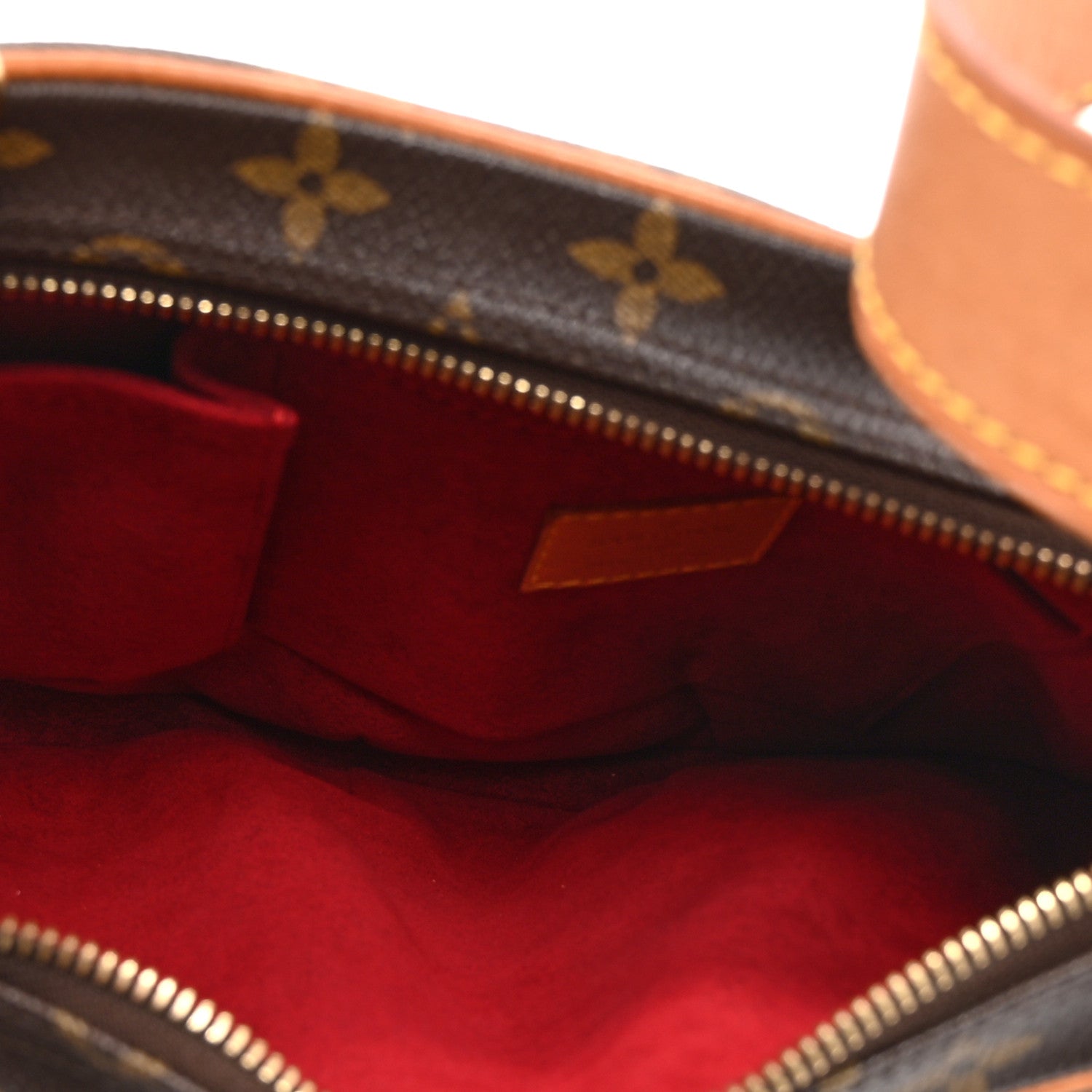 Monogram Croissant MM