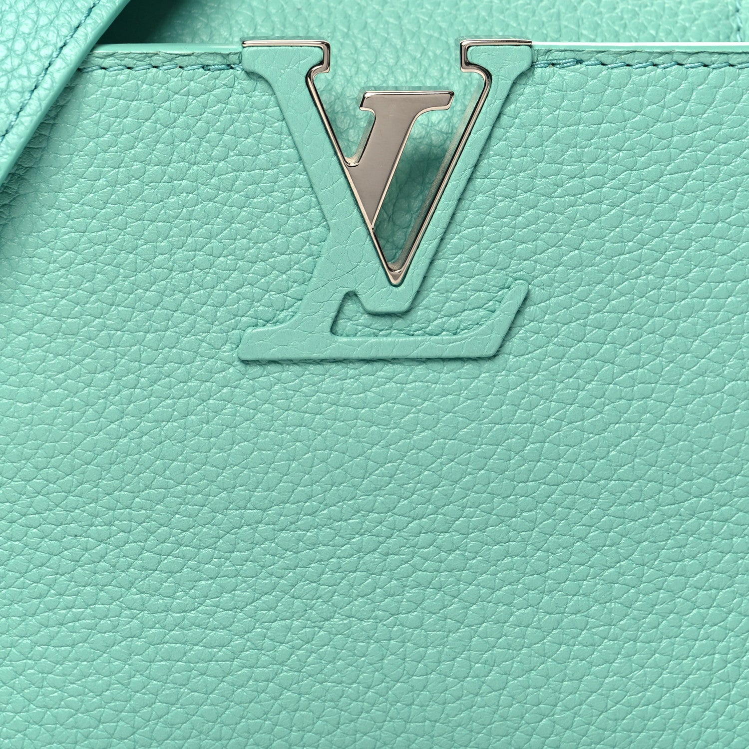 Taurillon Mini Capucines Miami Green