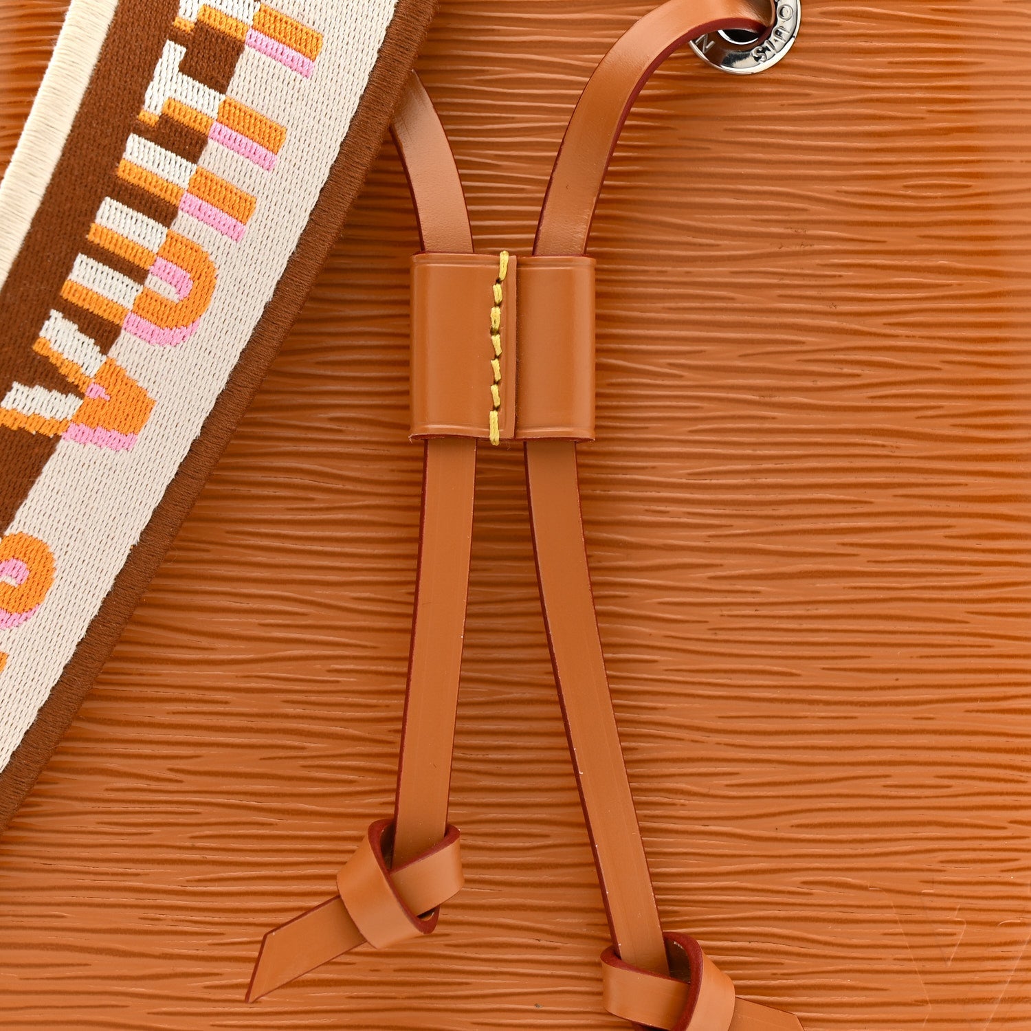 Epi Neonoe BB Gold Miel