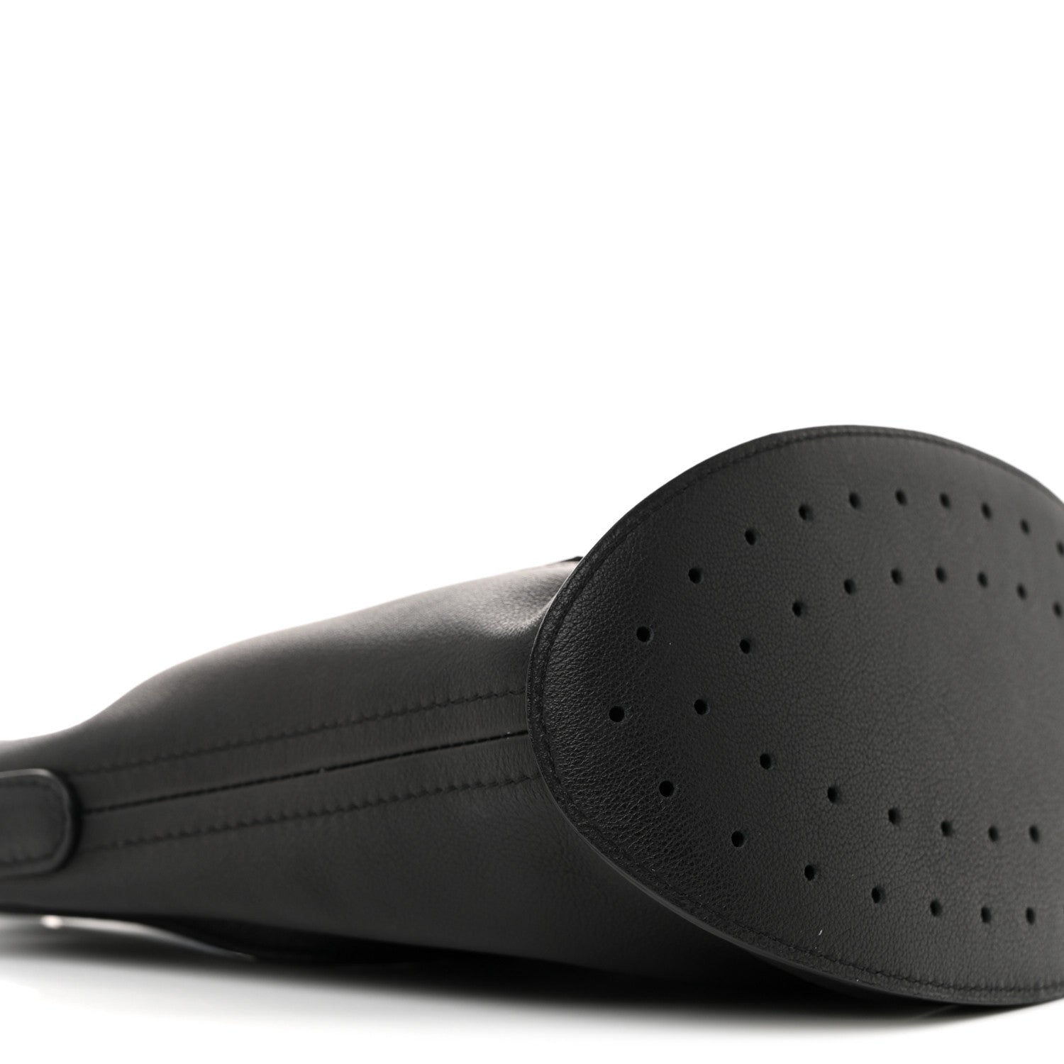 Calfskin Mini Pin Allure Bucket Black