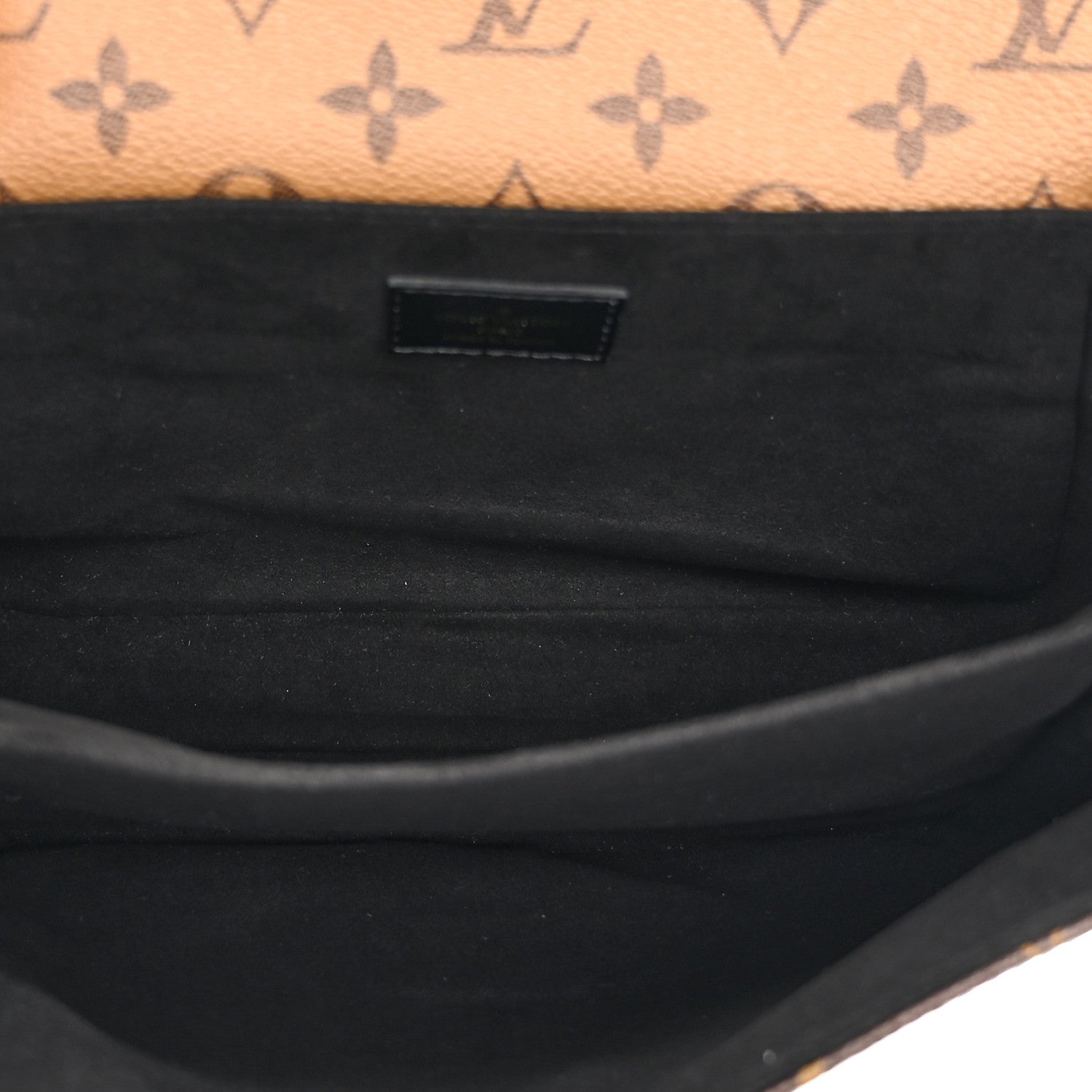 Reverse Monogram Pochette Metis