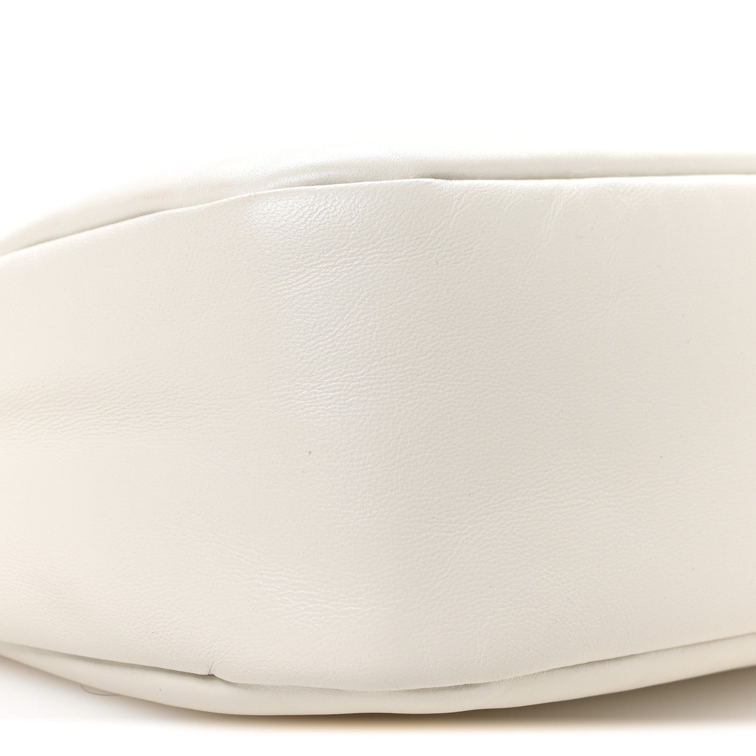 Nappa Soft Padded Re-Edition 2005 Shoulder Bag White