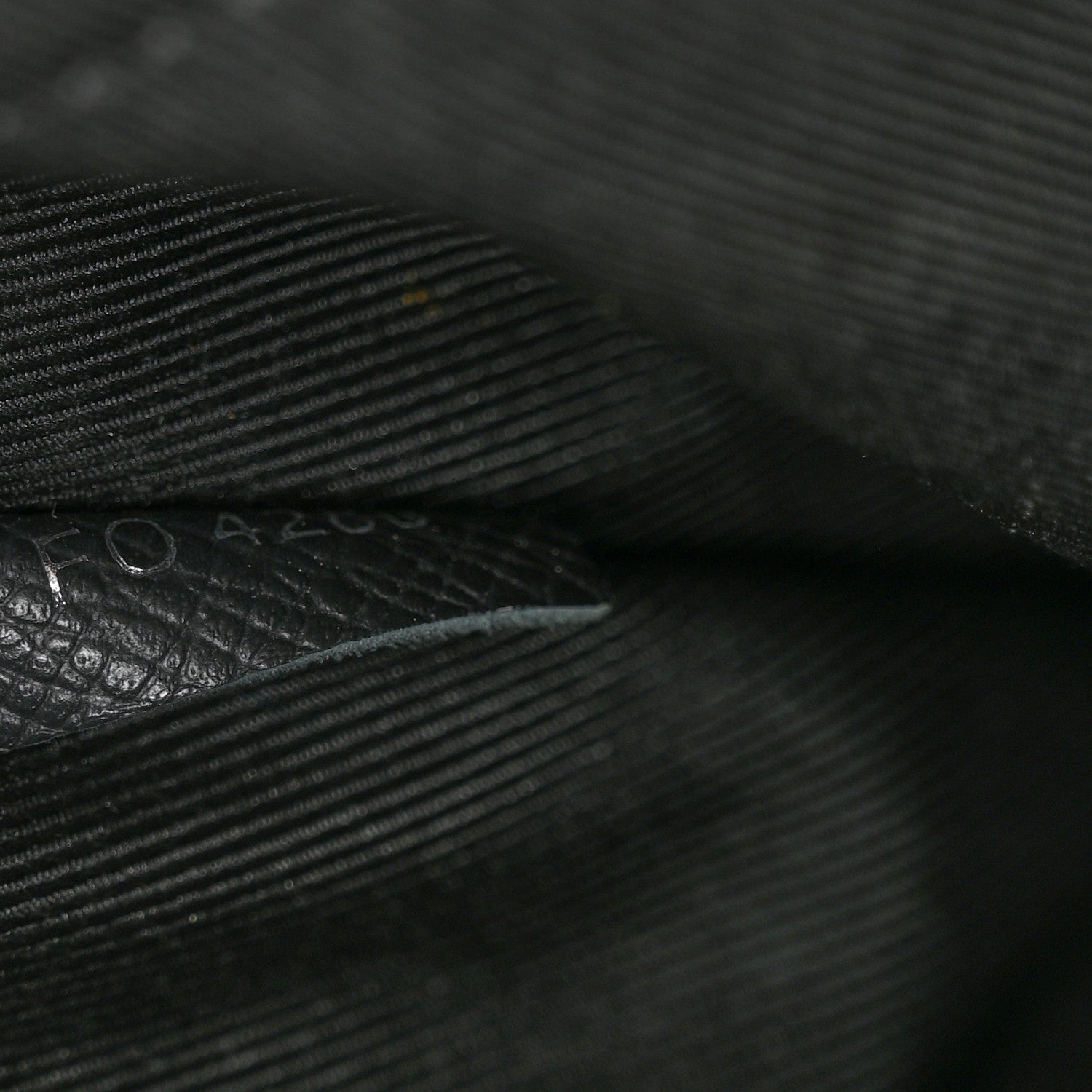 Taiga Monogram Eclipse Outdoor Messenger Black