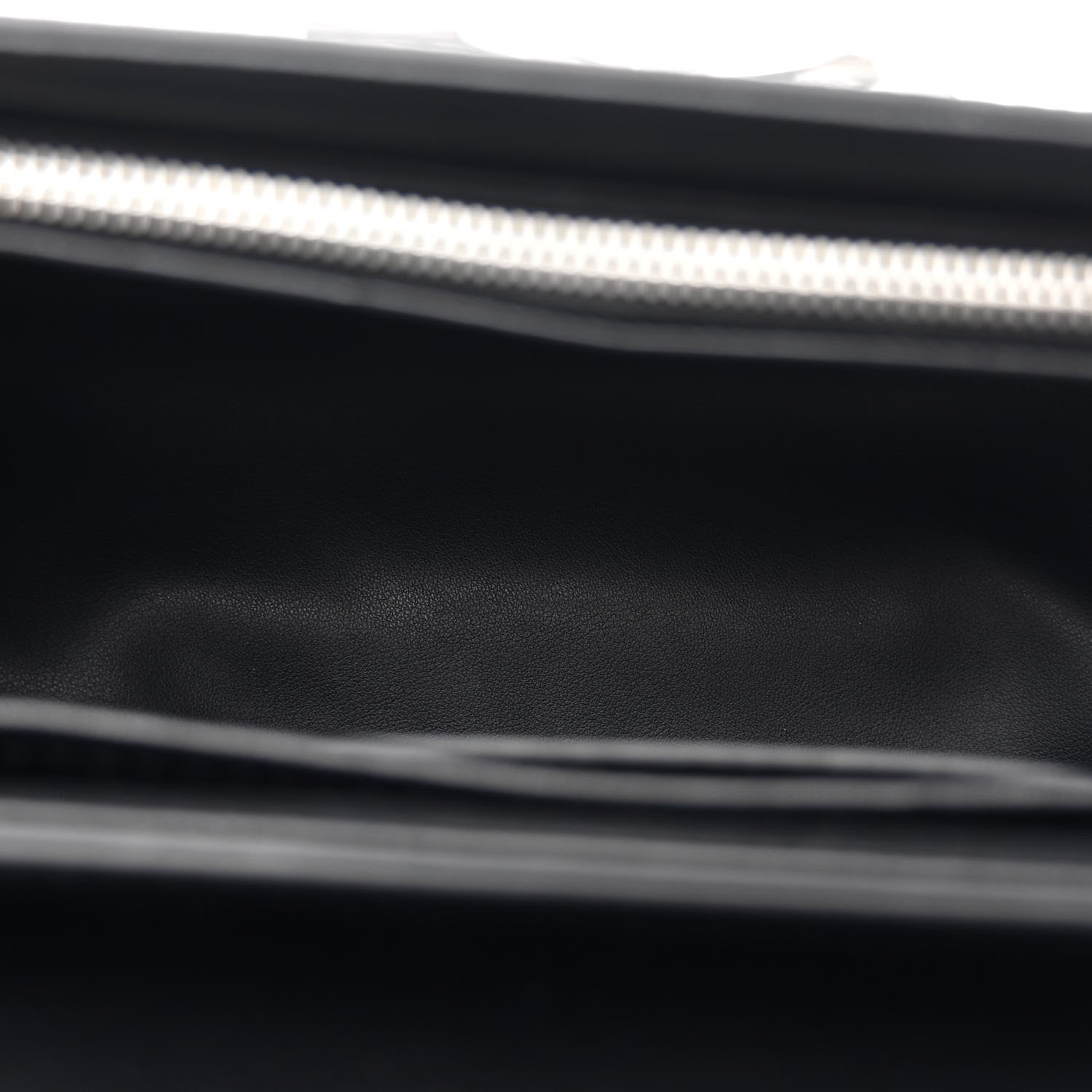 Epi Twist Shoulder Bag MM Black