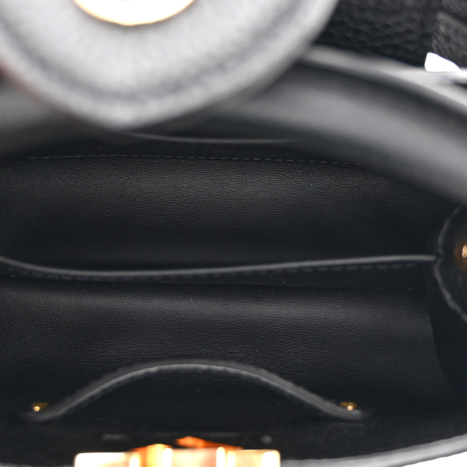 Taurillon Mini Capucines Black