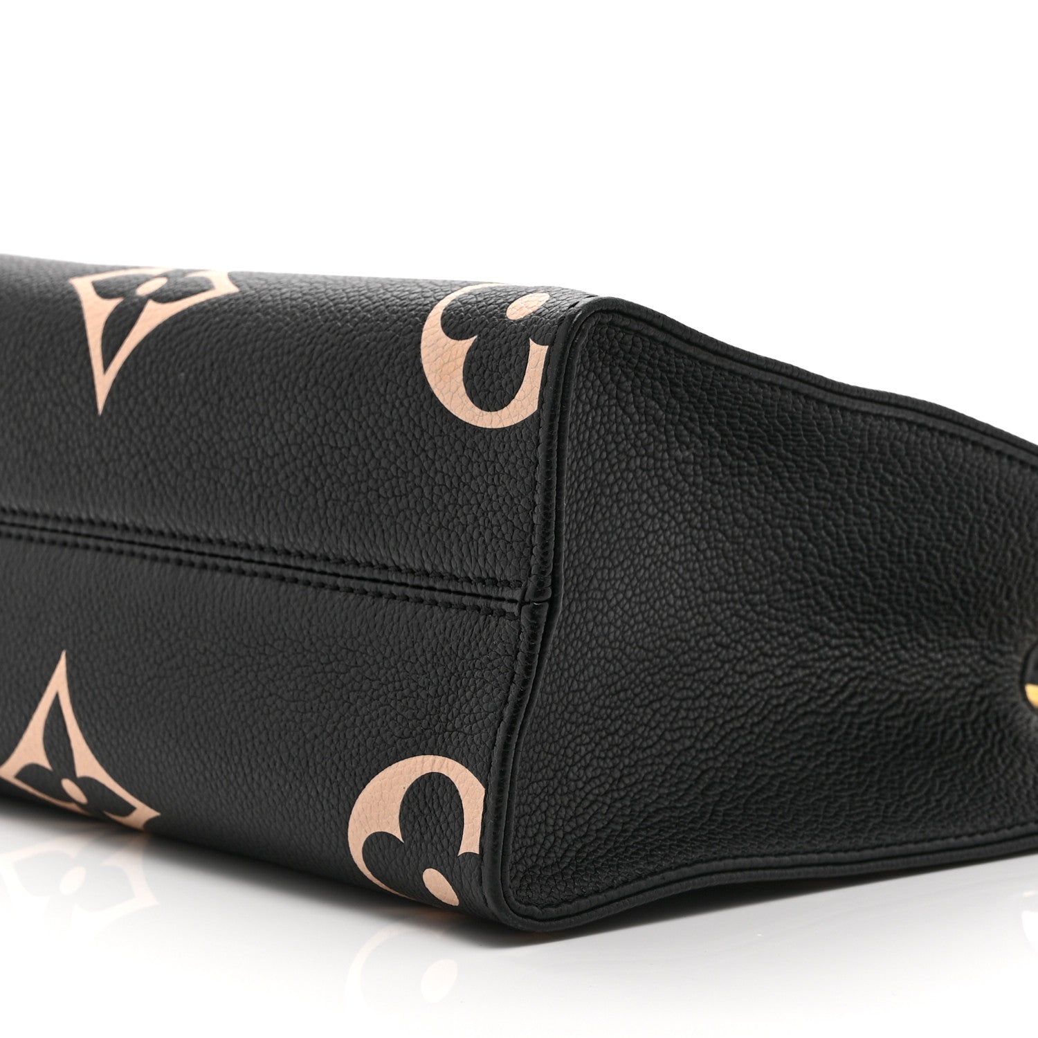 Empreinte Monogram Giant Onthego PM Black Beige