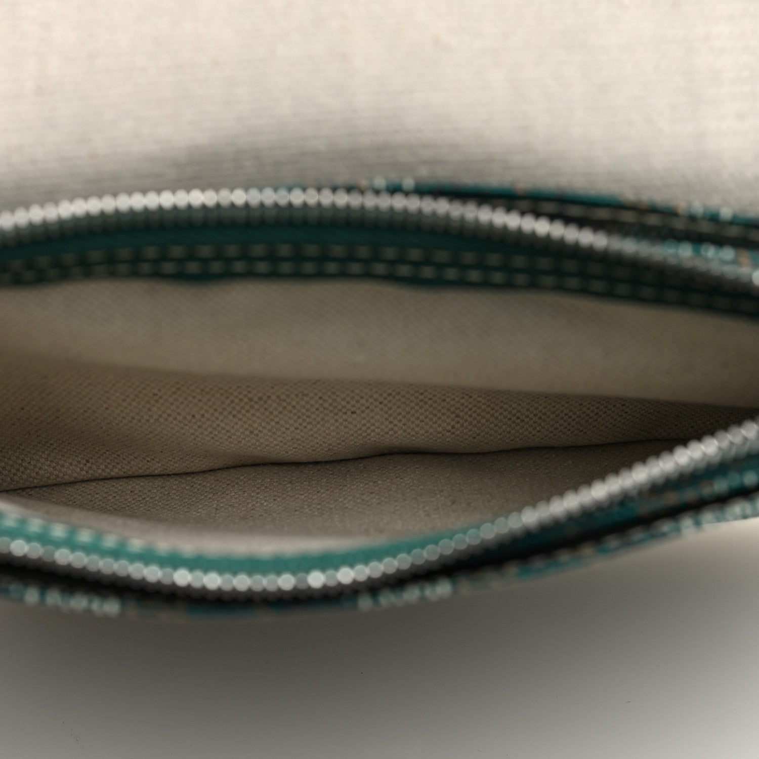 Goyardine Plumet Wallet Clutch Green